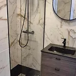 Marine, T4 En Duplex Vue Centre Port Avec Parking *