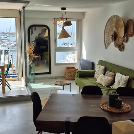 Marine, T4 En Duplex Vue Centre Port Avec Parking Apartment Agde