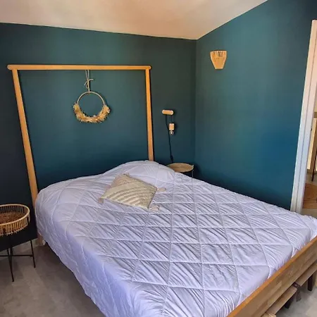 Marine, T4 En Duplex Vue Centre Port Avec Parking Agde